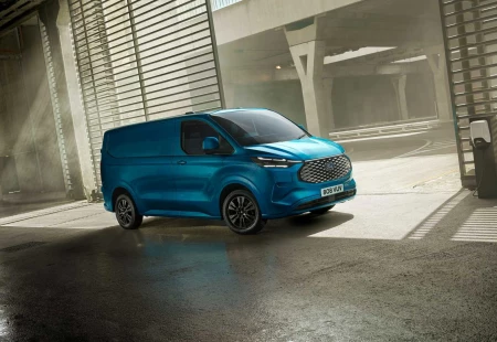 Yeni Yerli Ford E-Transit Custom Tanıtıldı!