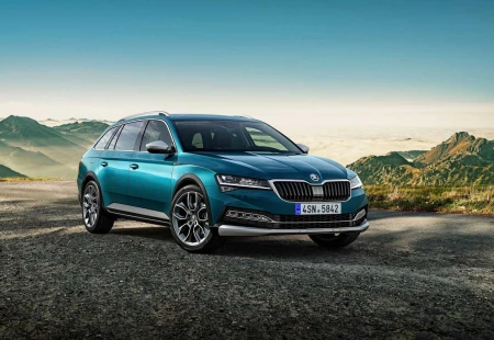 Skoda Superb Combi Scout Türkiye'de Satışa Sunuldu