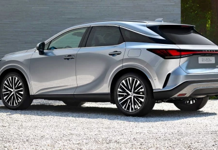 Lexus, Izgara Tasarımını Değiştirmeyi Planlıyor