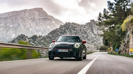 John Cooper Works resim