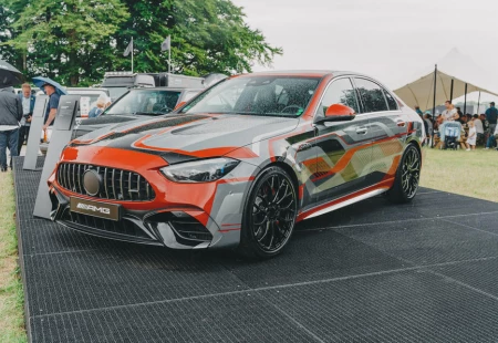 Mercedes-Benz AMG C63 E Performance 671 Beygir Güç İle Geliyor