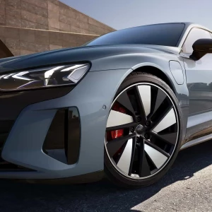 E-Tron GT