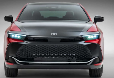 2023 Toyota Crown Tanıtıldı