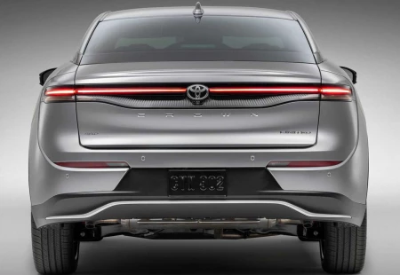 2023 Toyota Crown Tanıtıldı