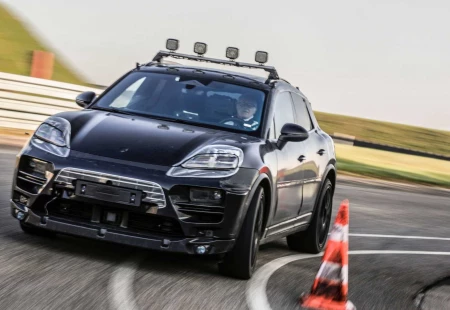 Porsche'dan Yeni Bir elektrikli SUV Geliyor