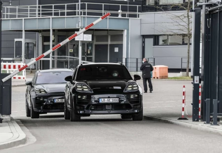 Porsche'dan Yeni Bir elektrikli SUV Geliyor