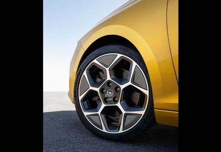 Opel Astra, Eylül Ayında Türkiye'de Olacak