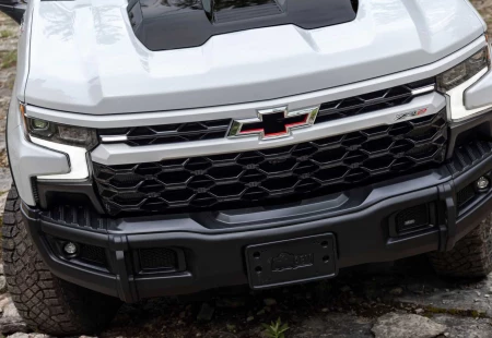 Karşınızda 2023 Chevrolet Silverado ZR2 Bison