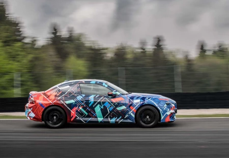 2022 BMW M2'nin Yeni Teaser Görselleri Paylaşıldı