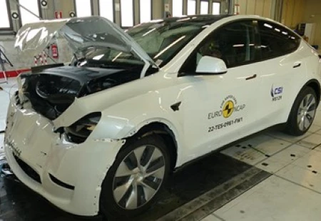 Tesla Model Y, Euro NCAP'ten 5 Yıldız Almayı Başardı