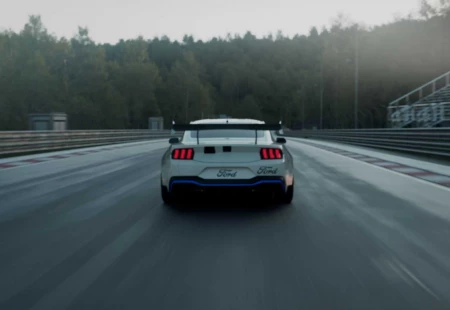 Yeni Ford Mustang Dark Horse R ve S’in Tanıtımı Gerçekleştirildi