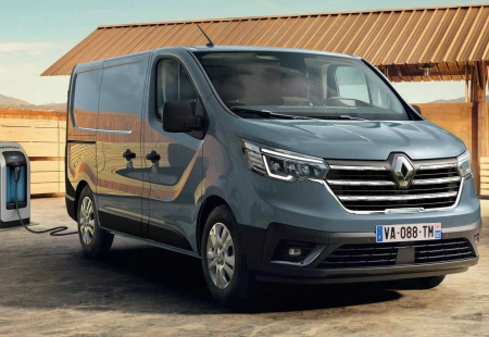 Renault'un Yeni Elektrikli Aracı Trafic Van E-Tech’in Tanıtımını Gerçekleştirdi