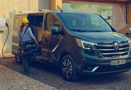 Renault'un Yeni Elektrikli Aracı Trafic Van E-Tech’in Tanıtımını Gerçekleştirdi