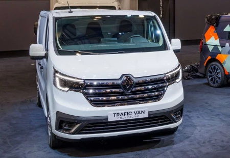 Renault'un Yeni Elektrikli Aracı Trafic Van E-Tech’in Tanıtımını Gerçekleştirdi