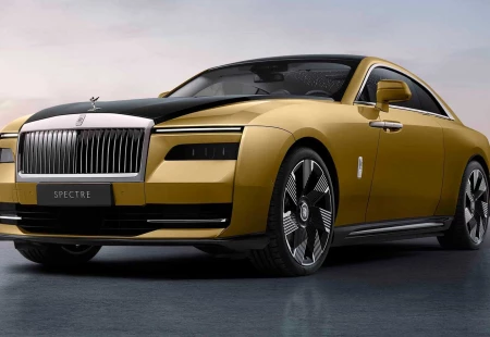 Karşınızda Rolls-Royce'un İlk Elektrikli Otomobili Spectre