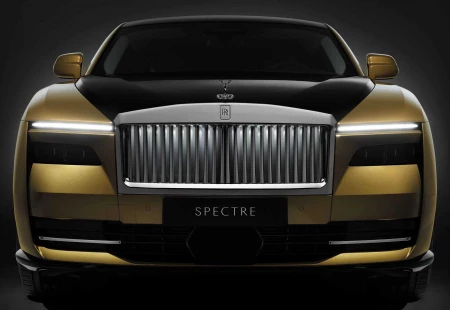 Karşınızda Rolls-Royce'un İlk Elektrikli Otomobili Spectre