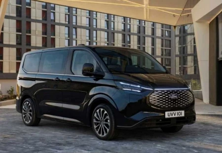 Yeni Ford E-Tourneo Custom Tanıtımı Gerçekleştirildi