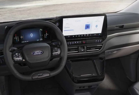 Yeni Ford E-Tourneo Custom Tanıtımı Gerçekleştirildi
