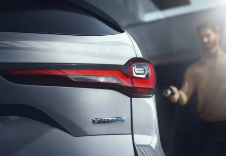 2024 Mazda CX-90 İçin Teaser Paylaşıldı