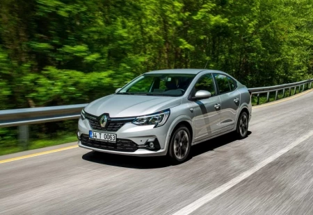 2022 Aralık Ayı Sedan Modeli: Renault Taliant