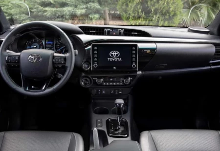 Toyota, Tamamen Elektrikli Hilux EV Konseptinin Tanıtımını Gerçekleştirdi