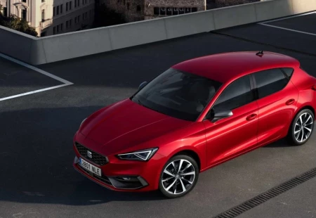 Seat Leon mu? Yoksa Seat İbiza mı?