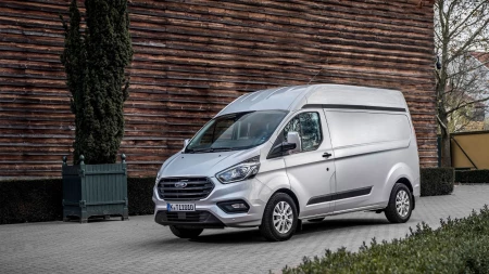 Transit Custom resim