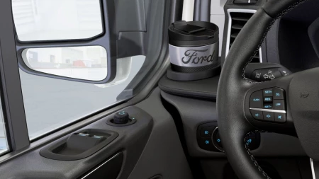 Transit Custom resim