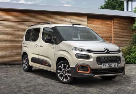 Citroen Berlingo mu? Peugeot Rifter mi?