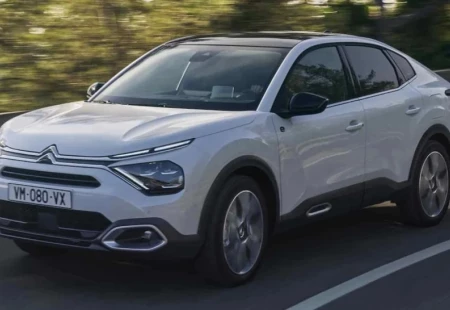 Yeni Citroen e-C4 X’in Test Sürüşü Gerçekleşti