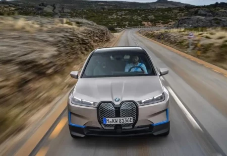 BMW 2022 Yılında Gelirlerini Arttırdı