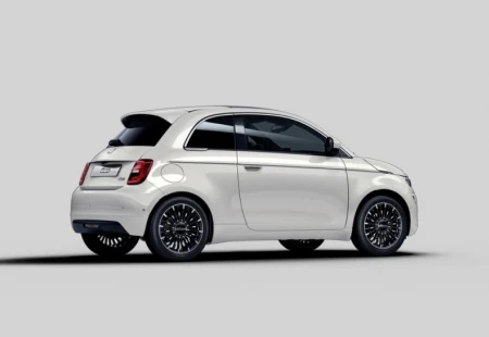 Elektrikli Fiat 500e Türkiye'de Satışa Çıkarıldı