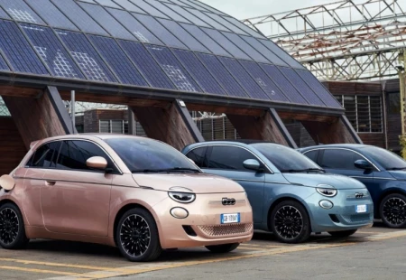 Elektrikli Fiat 500e Türkiye'de Satışa Çıkarıldı