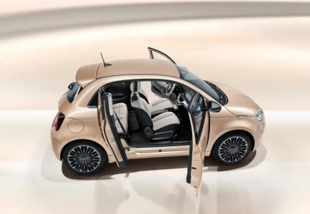 Elektrikli Fiat 500e Türkiye'de Satışa Çıkarıldı