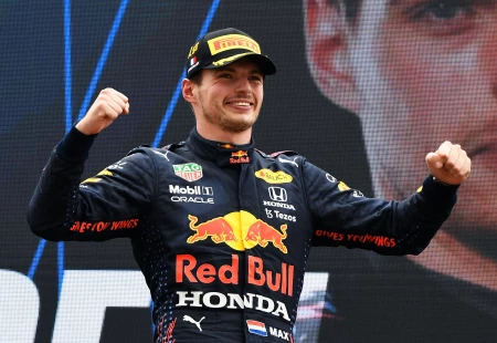 Formula 1'de Avustralya GP’sini Verstappen Kazandı!