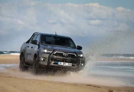 Toyota Hilux vs Isuzu D-Max Karşılaştırması