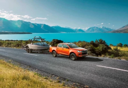 Toyota Hilux vs Isuzu D-Max Karşılaştırması