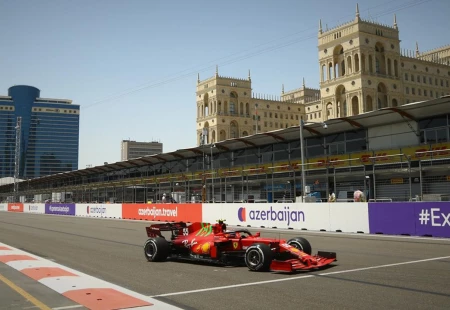 Formula 1'de Azerbaycan GP'si Antrenman Turu Lideri Max Verstappen