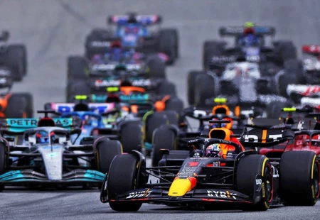 Formula 1'de Azerbaycan GP'si Antrenman Turu Lideri Max Verstappen