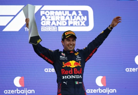 Formula 1'de Bakü'de Kazanan Sergio Perez Oldu!