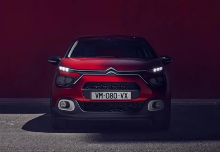 ​​​​​​​Citroen C3 vs Volkswagen Polo Karşılaştırması