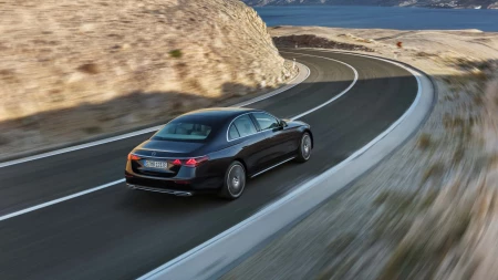 E Serisi Sedan resim