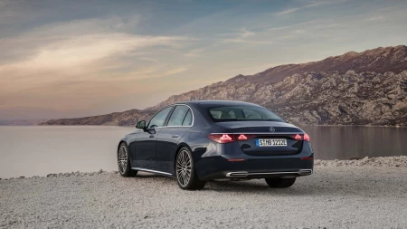 E Serisi Sedan resim