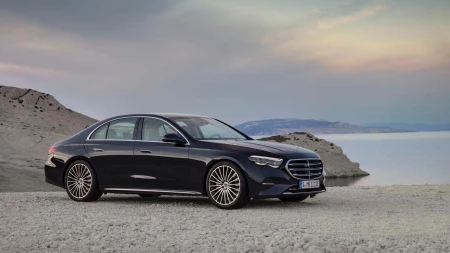 E Serisi Sedan resim