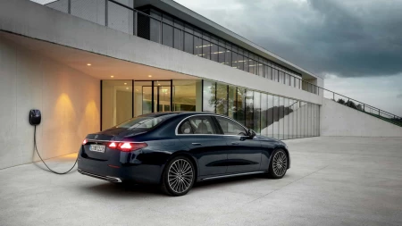 E Serisi Sedan resim