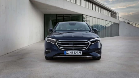 E Serisi Sedan resim