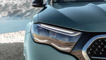 E Serisi Sedan resim