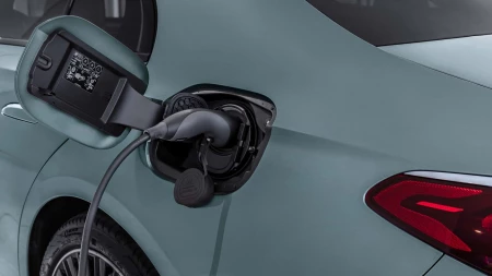 E Serisi Sedan resim