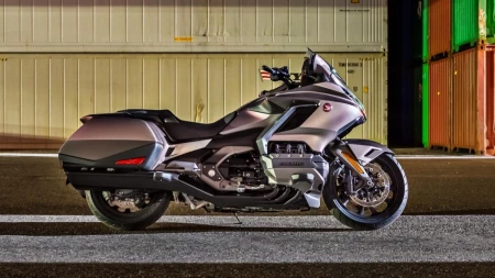 GL1800 Gold Wing Bagger resim