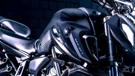 MT-07 Pure resim